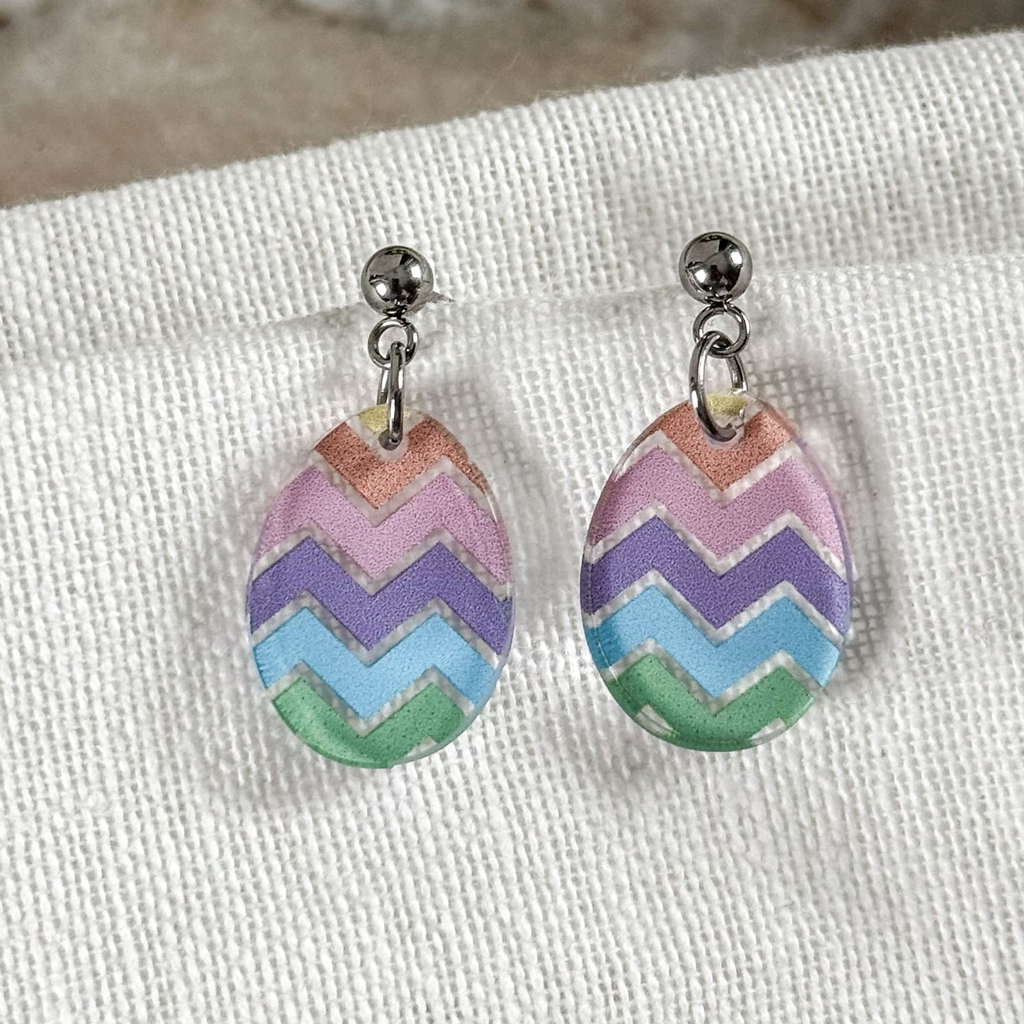 Small Easter Egg Dangle Earrings